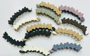 Vivid Tresses Clips