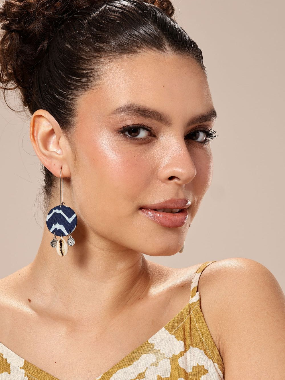 slider image slider_item_Ywc76P