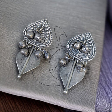 Lajwanti Stud Earrings
