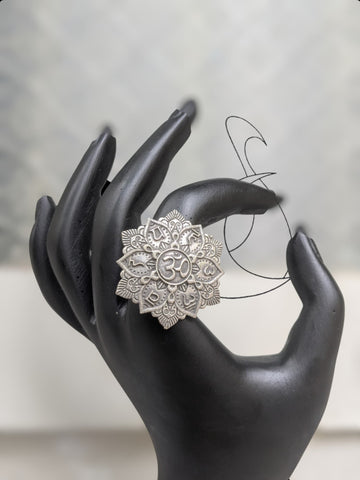 Neha Finger Ring
