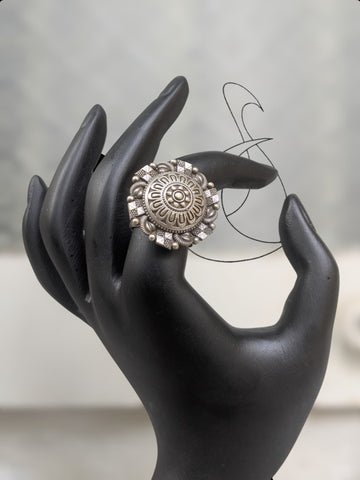 Mitali Finger Ring