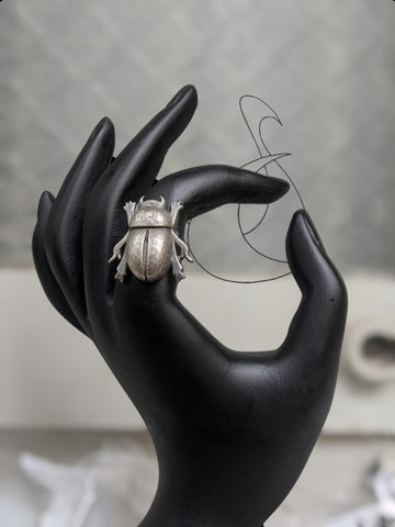Moksha Finger Ring