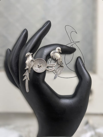 Mahika Finger Ring