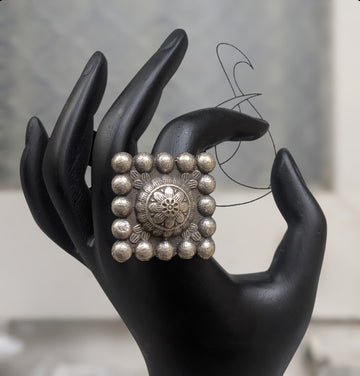 Lina Finger Ring