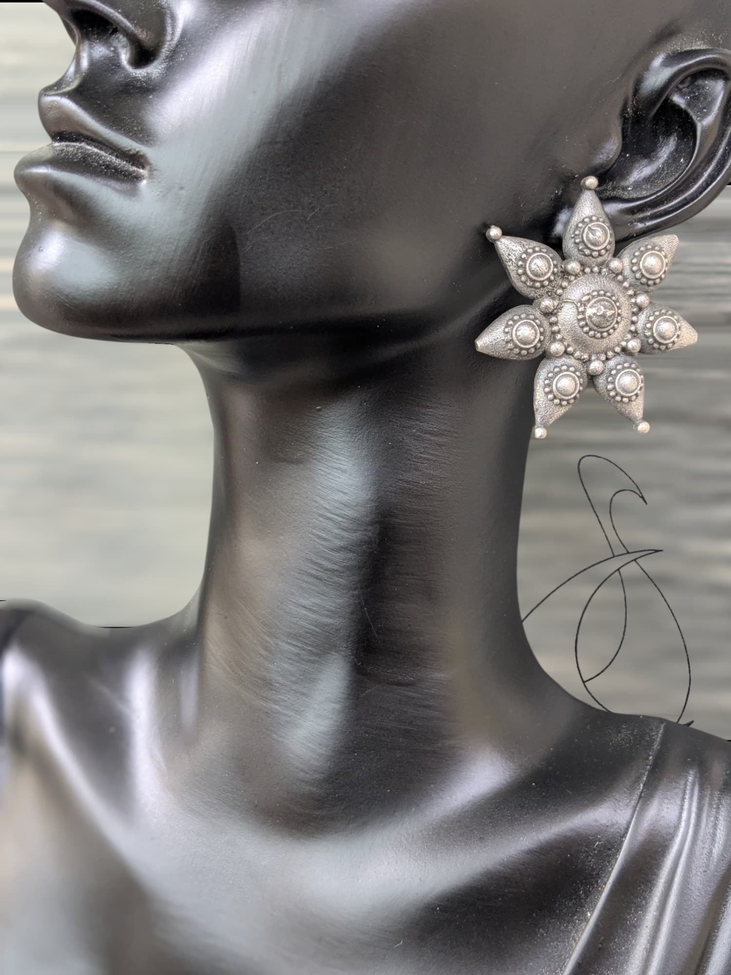Bhavitha Stud Earrings