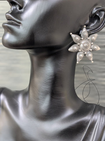 Bhavitha Stud Earrings