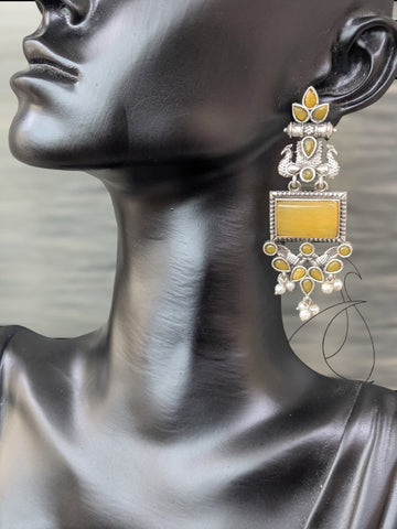 Amaya Stud Earrings