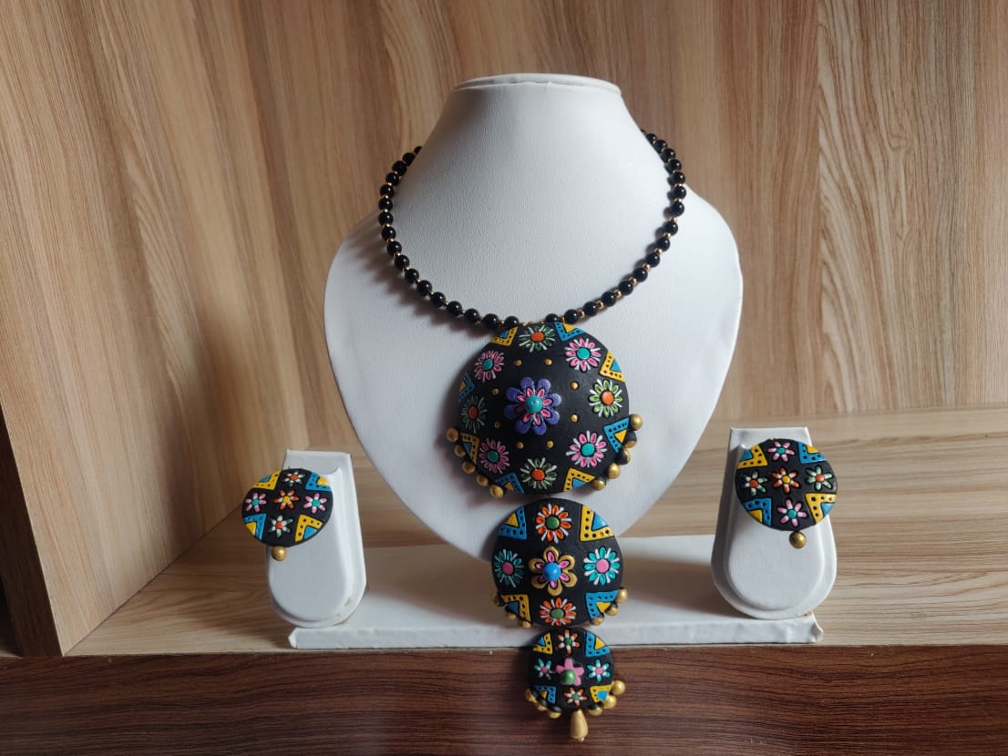 Terracotta Treasures: Colorful Bead Jewelry Set